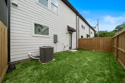 8322 Curry Road, Houston, TX 77093 - Photo 29