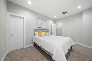 8322 Curry Rd, Houston, TX 77093 - Photo 15