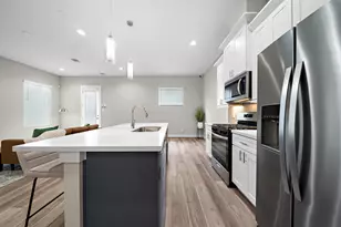 8322 Curry Rd, Houston, TX 77093 - Photo 21