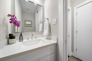 8322 Curry Rd, Houston, TX 77093 - Photo 15