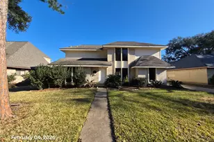2923 Edgewood Dr, Sugar Land, TX 77479 - Photo 1