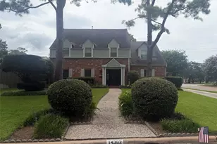 14302 Apple Tree Rd, Houston, TX 77079 - Photo 1