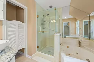 14302 Apple Tree Rd, Houston, TX 77079 - Photo 25