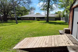 202 E Forest Ave, Shoreacres, TX 77571 - Photo 27