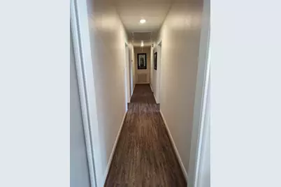 202 E Forest Avenue, Shoreacres, TX 77571 - Photo 5