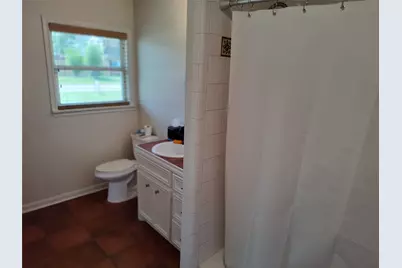 202 E Forest Avenue, Shoreacres, TX 77571 - Photo 13