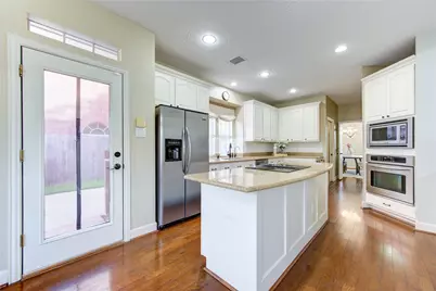 6326 Wagner Way, Sugar Land, TX 77479 - Photo 15