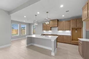 2934 Belle Tree Ln, Katy, TX 77493 - Photo 3