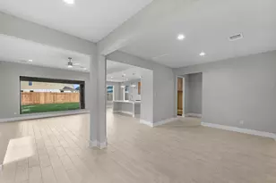 2934 Belle Tree Ln, Katy, TX 77493 - Photo 9
