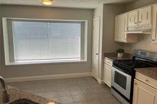 2703 Hot Springs Dr, Pearland, TX 77584 - Photo 11