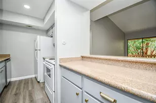 5001 Lamonte Ln, Houston, TX 77092 - Photo 13