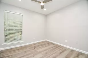 5001 Lamonte Ln, Houston, TX 77092 - Photo 13