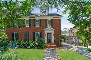 1635 Milford St, Houston, TX 77006 - Photo 1