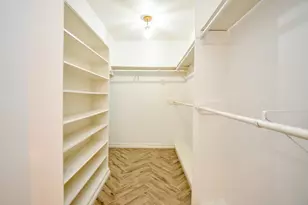 9655 Longmont Dr, Houston, TX 77063 - Photo 21