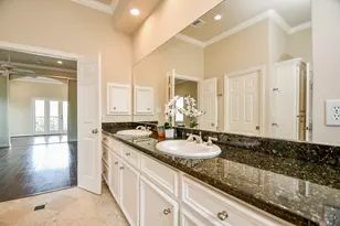 718 Roy St, Houston, TX 77007 - Photo 23