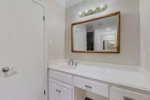 6960 Blarney St, Beaumont, TX 77706 - Photo 33