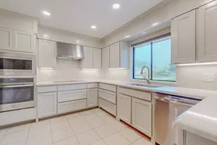 6960 Blarney St, Beaumont, TX 77706 - Photo 7