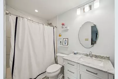 1223 Fountain View Drive #124, Houston, TX 77057 - Photo 11