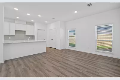 16021 Sandy Koufax Court, Splendora, TX 77372 - Photo 9