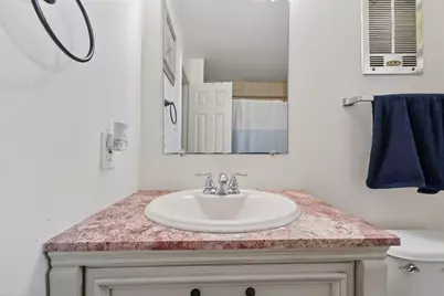5611 W Airport Boulevard, Houston, TX 77035 - Photo 21