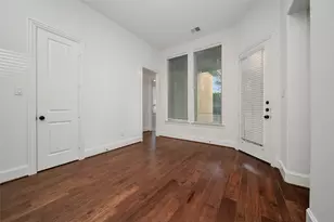 19 Brittany Rose Pl, The Woodlands, TX 77375 - Photo 11