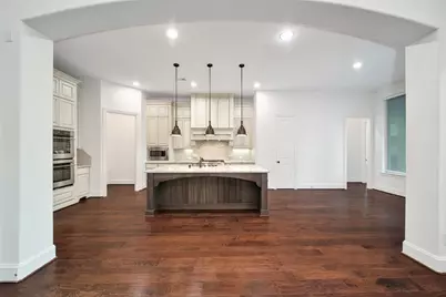 19 Brittany Rose Place, The Woodlands, TX 77375 - Photo 5