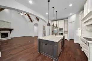 19 Brittany Rose Pl, The Woodlands, TX 77375 - Photo 7
