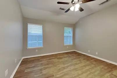 1431 Redwood Village Circle, Spring, TX 77386 - Photo 9