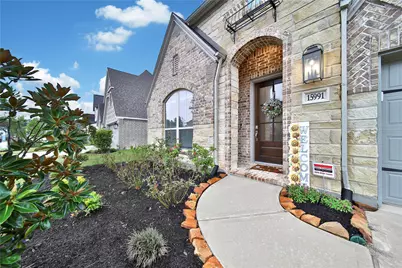 15991 Mahogany Mist Drive, Conroe, TX 77302 - Photo 3