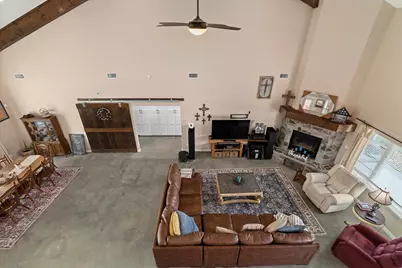 1138 Creekside Lane, Weimar, TX 78962 - Photo 17