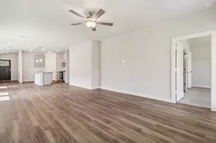 29223 Farmhouse Ests Dr, Waller, TX 77484 - Photo 5