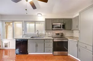 12339 S Dairy Ashford Rd, Houston, TX 77099 - Photo 9