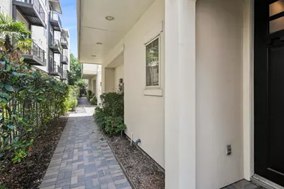 22 Hermann Park Court, Houston, TX 77021 - Photo 23