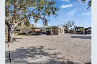 1010 Airline N, Rosharon, TX 77583 - Photo 27