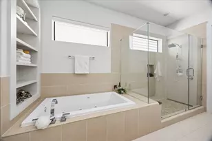 309 Peden St, Houston, TX 77006 - Photo 17