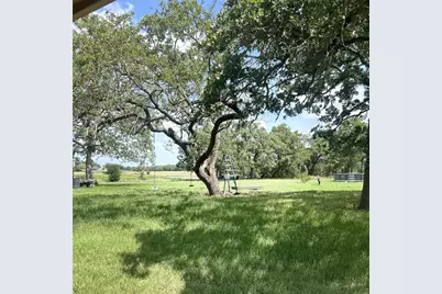 1093 County Road 205 Road, Giddings, TX 78942 - Photo 19