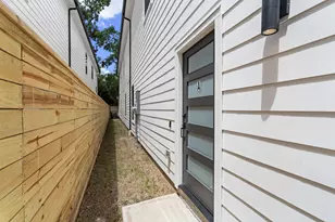 7321 Laura Koppe Rd, Houston, TX 77028 - Photo 21