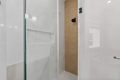 7321 Laura Koppe Road, Houston, TX 77028 - Photo 19