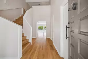10314 Olympia Dr, Houston, TX 77042 - Photo 3