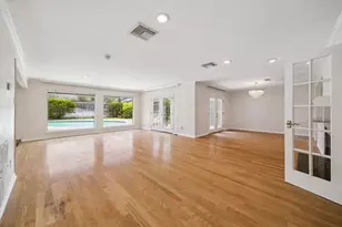 10314 Olympia Dr, Houston, TX 77042 - Photo 1
