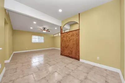 5326 Heatherbrook Drive, Houston, TX 77045 - Photo 11