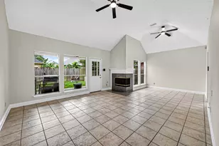 17647 Glenwolf Dr, Houston, TX 77084 - Photo 9