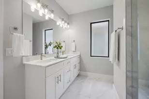 114 E 33rd St, Houston, TX 77018 - Photo 17