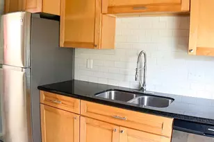 9809 Richmond Ave, Houston, TX 77042 - Photo 7