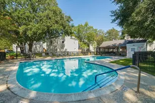 9809 Richmond Ave, Houston, TX 77042 - Photo 29