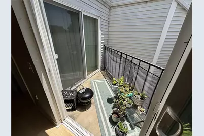9809 Richmond Avenue #F8, Houston, TX 77042 - Photo 3