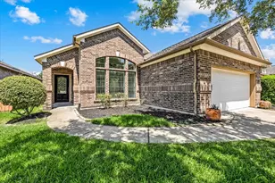 2896 Torano, League City, TX 77573 - Photo 3