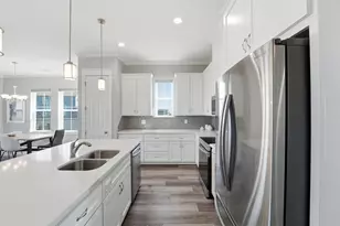 26110 Bay Breeze Dr, Galveston, TX 77554 - Photo 9