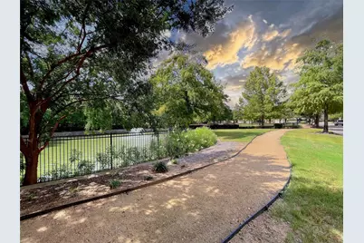 2612 Edgefield Lakes Drive, Houston, TX 77054 - Photo 35