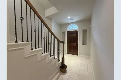 2612 Edgefield Lakes Drive, Houston, TX 77054 - Photo 9
